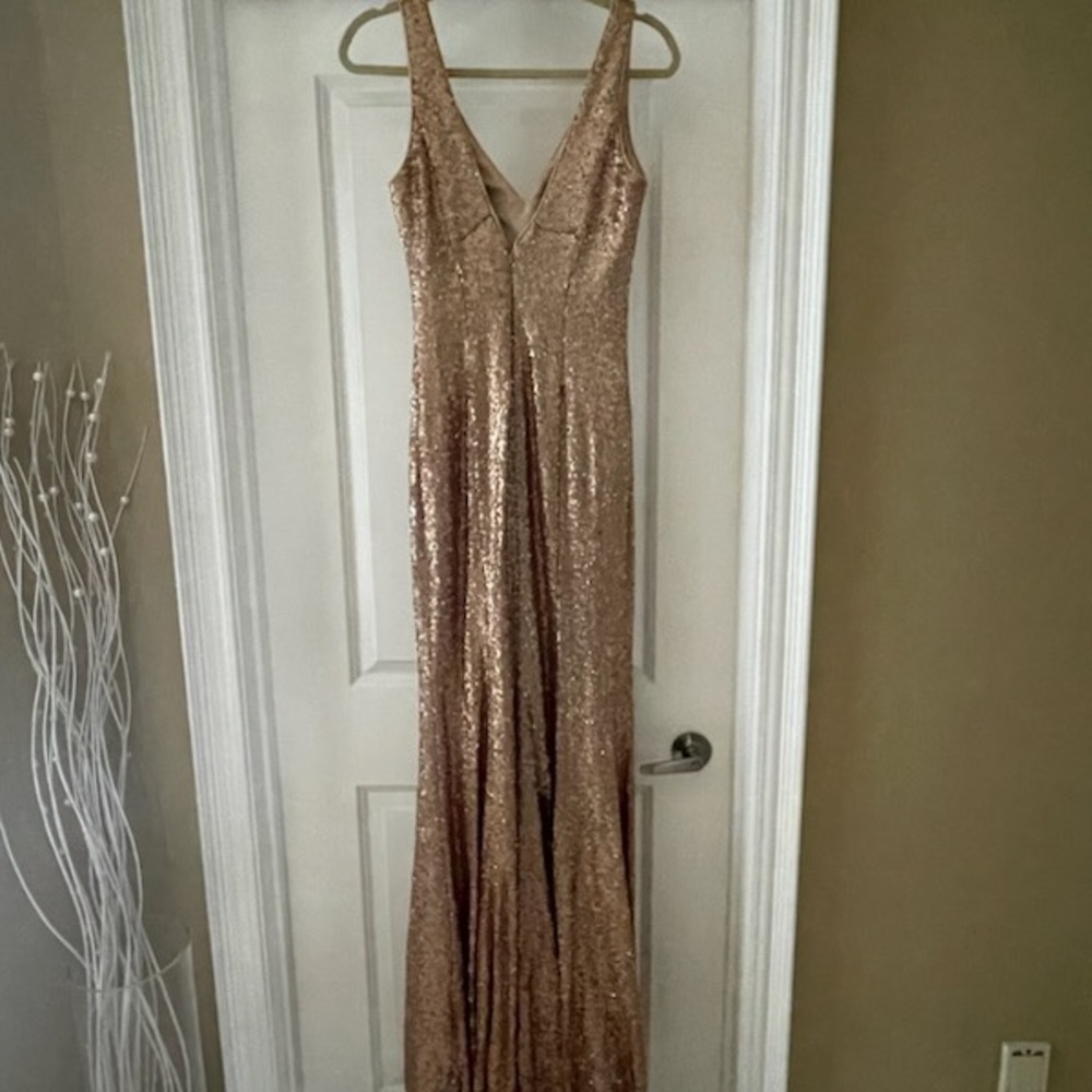 Perfect dress for a wedding or special occasion.